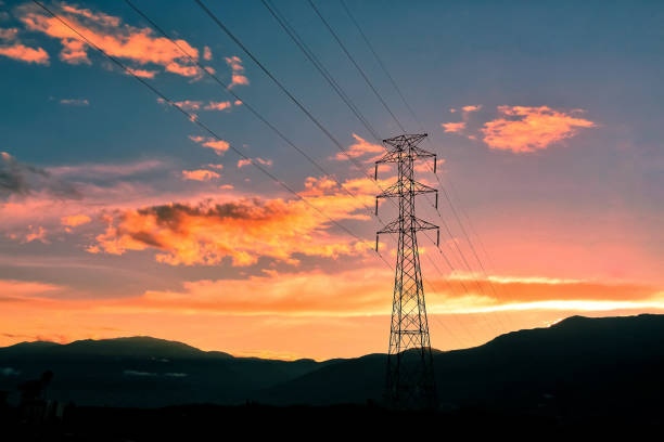 Különbségek a rácsos torony és a monopólus között