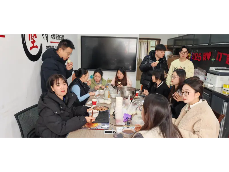 Hagyományos Laba szokások élnek Maotongban